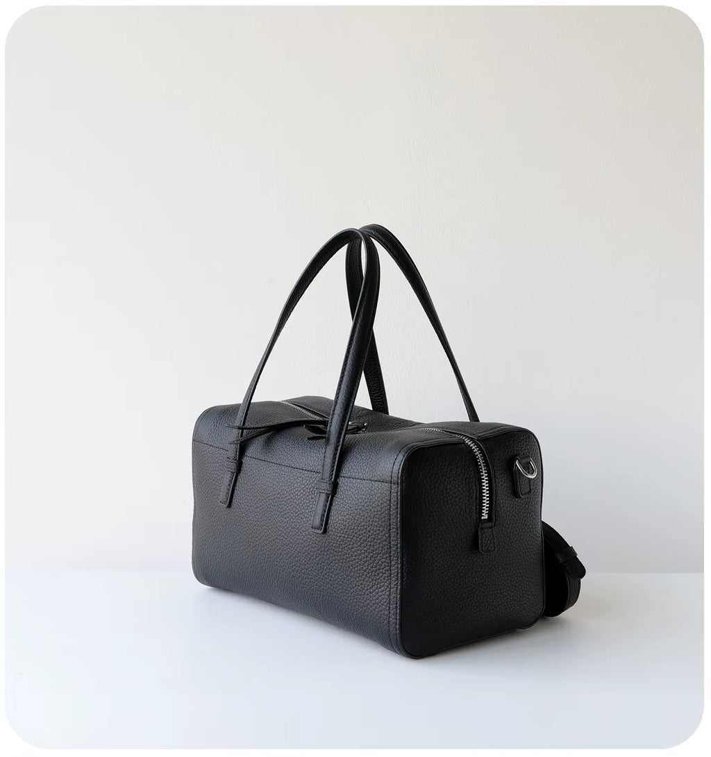 The Minimalist Travel Bag