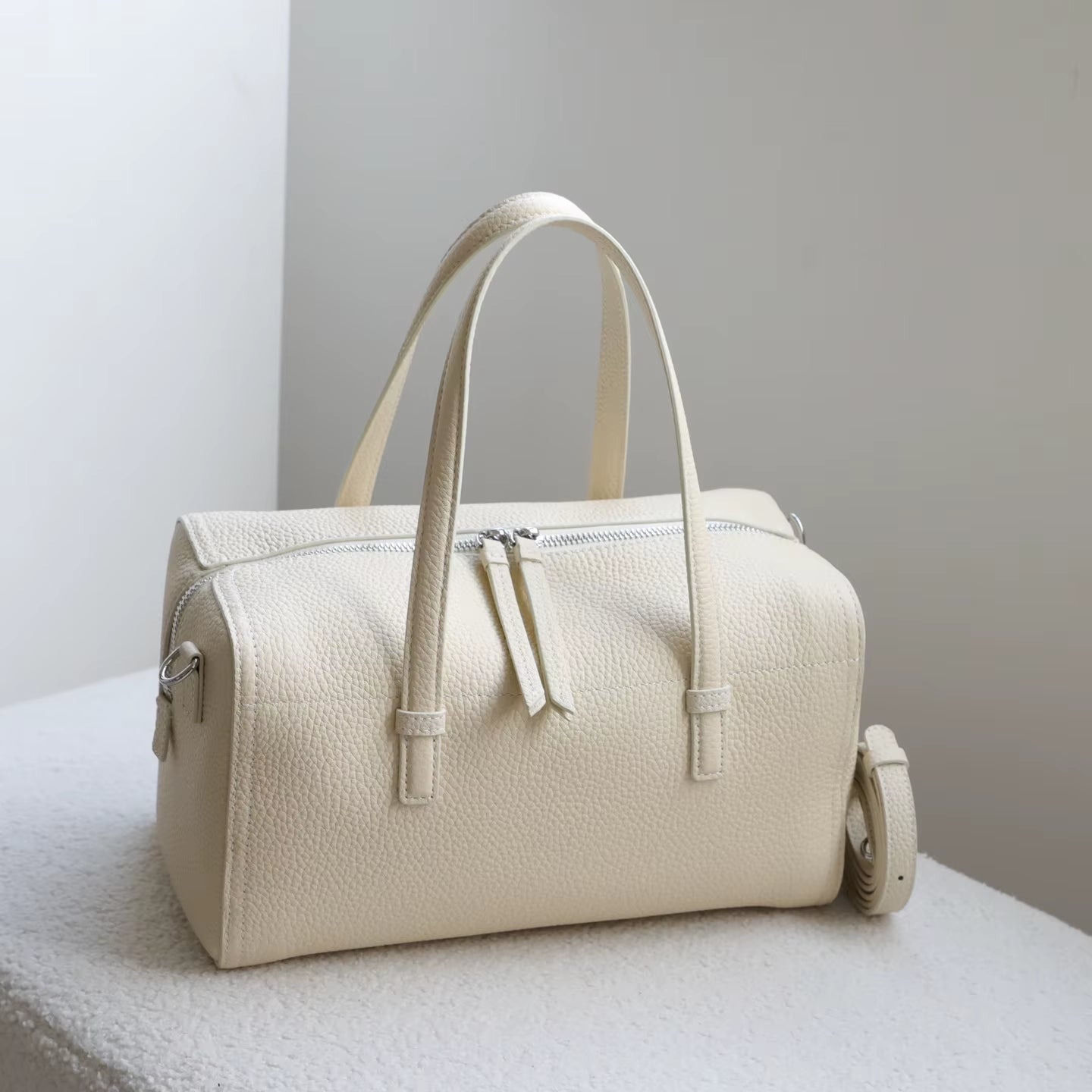 The Minimalist Travel Bag